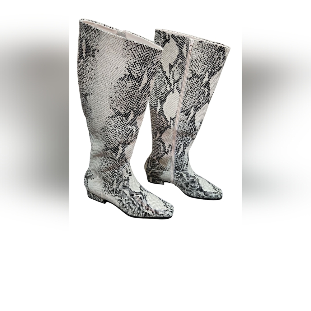 Madden Girl Snakeskin Pattern Knee-High Boots Size 7